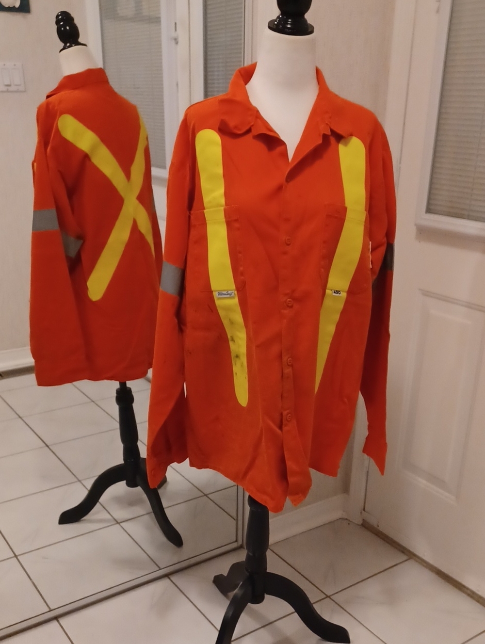 4/$30 High-Visibility Orange Work Shirt Jacket with Reflective Stripes - Size L